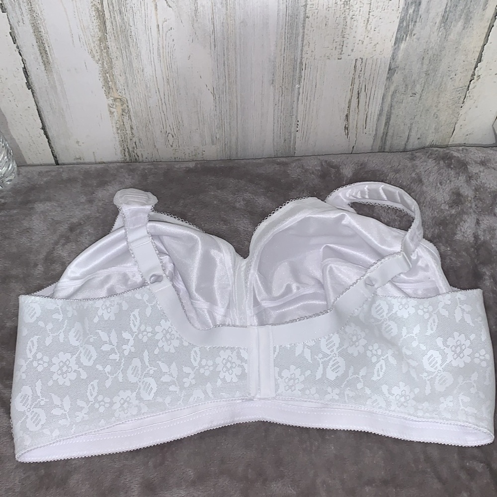 0610 Playtex WireFree Bra - Picture 4 of 6